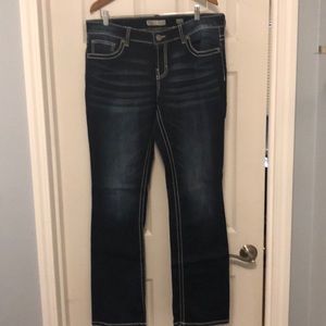 Buckle jeans